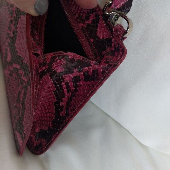 Furla Vintage  Small 💗Pink Snake Skin Purse - Picture 9 of 15